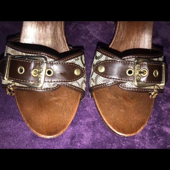 👠SALE 👠 Guess Pumps - Picture 5 of 8